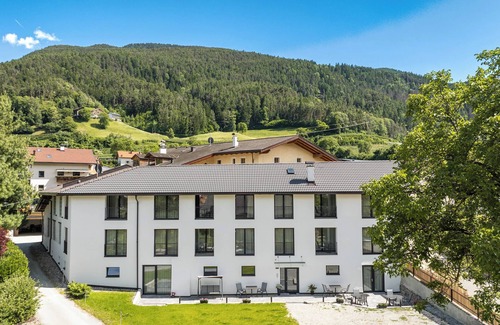 Bressanone Apartment | Apartment 'Golden' with Mountain View, Shared Garden and Wi-Fi