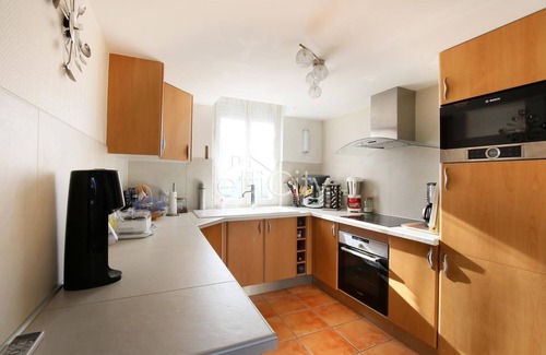 Toulouse Left Bank Apartment | Apartment 'Grand T2 tout confort' with Private Terrace, Wi-Fi and Air Conditioning