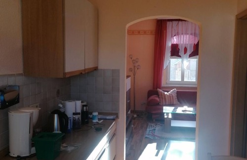 Plauen Apartment | Apartment ground floor, shower, WC, living/bedroom - Ferienwohnungen Hochmuth