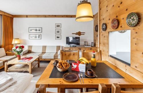 Meierhof Apartment | Apartment Guardaval - Utoring-41 by Interhome