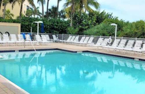 South Island Apartment | Apartment Gullwing Beach Resort-3