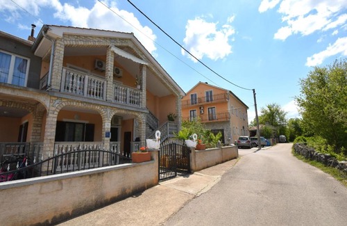 Milovcici Apartment | Apartment Hajdi