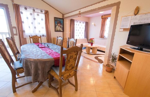 Milovcici Apartment | Apartment Hajdi
