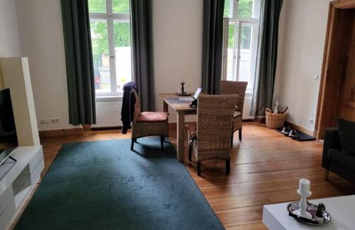 Dutch Quarter Apartment | Apartment Hegel