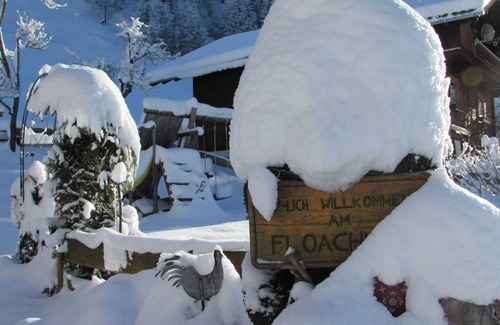 Weerberg Apartment | Apartment Hirzerblick - Floachhof - quality-tested 4 flowers farm holidays