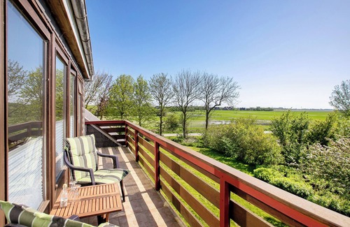 Nordstrand Apartment | Apartment 'Hoern 2' with Private Garden, Balcony and Wi-Fi