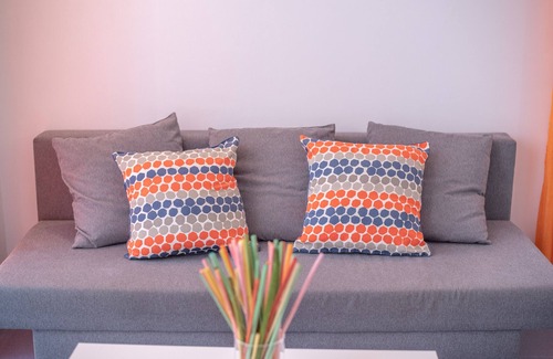 El Pilar Apartment | Apartment 'Hogar Vera Orange' with Wi-Fi and Air Conditioning
