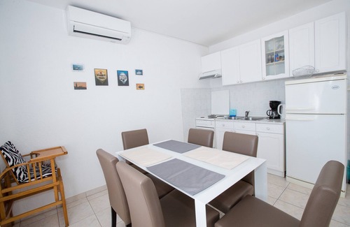 Lopar Apartment | Apartment - Holiday apartment for 4 persons (A2) in Lopar San Marino