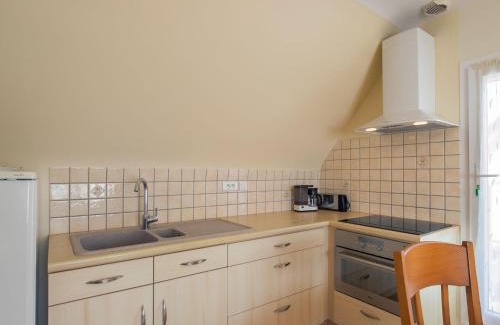 Le Pouldu Apartment | Apartment Hortensias 2 by Interhome
