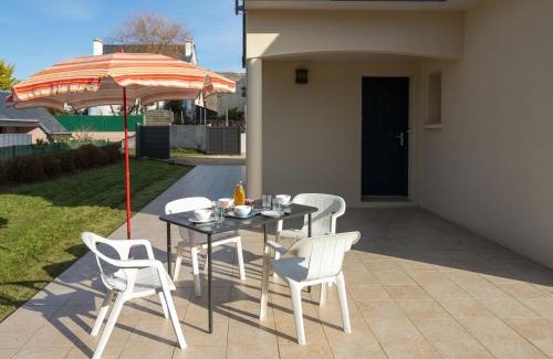 Le Pouldu Apartment | Apartment Hortensias 2 by Interhome