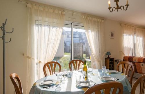 Le Pouldu Apartment | Apartment Hortensias 1 by Interhome