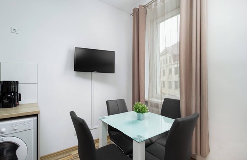Rudolfsheim-Funfhaus Apartment | Apartment Huglgasse