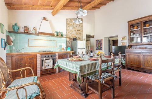 Magliano in Toscana Other | Apartment Il Pero with Terrace, Shared Pool & Wi-Fi
