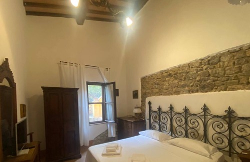 Pescia Fiorentina Apartment | Apartment "Il Fontino - Africa" with Private Garden & Wi-Fi