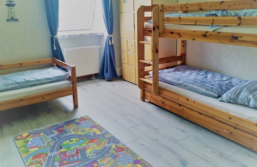 Oldersbek Apartment | Apartment in a thatched house - 10 minutes to the North Sea