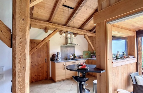 Cordon Apartment | Apartment in Authentic Farm in Cordon - Parking, Wifi, 2-4 months Winter, 15 days Summer