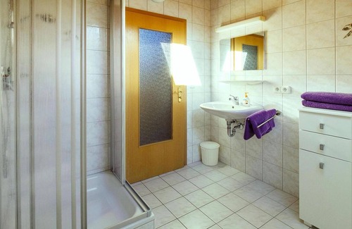 Weissbach Apartment | Apartment in Bayerisch Gmain near Salzburg with Sauna