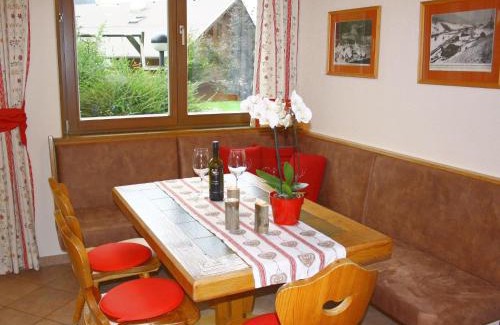 Untertschern Apartment | Apartment in Bad Kleinkirchheim with Playroom Balcony