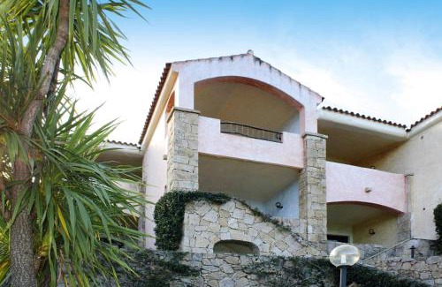 La Conia Apartment | Apartment in Cannigione near Sea Beach