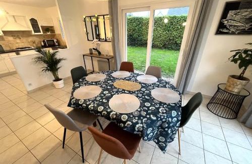 Carantec House | Apartment in Carantec near Sandy Beaches