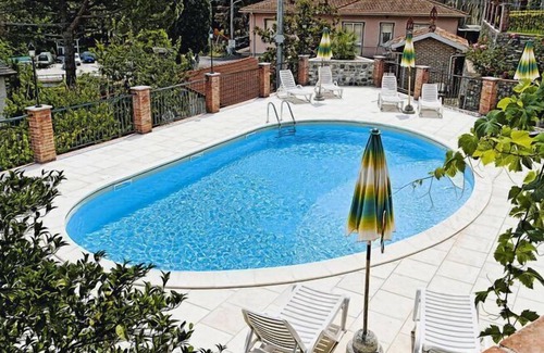 Casanova Lerrone Apartment | Apartment in Castellaro with communal pool