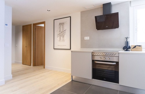 Nueva Espana Apartment | Apartment in Castellana 2 Bedrooms by Sharing Co