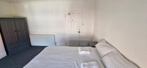 Doncaster House | APARTMENT in CENTRAL DONCASTER