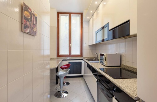 Fiera Apartment | [Apartment in Citylife] Near METRO!