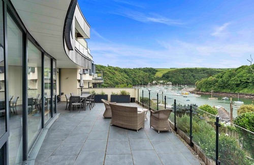 Newton Ferrers Apartment | Apartment in Devon with Stunning Estuary Views