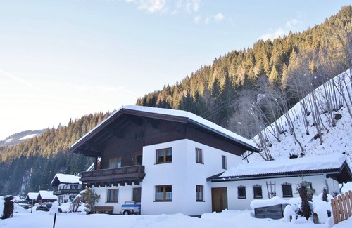 Dorf Dienten Apartment | Apartment in Dienten near Ski Lift