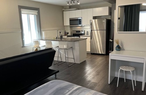 Hull Apartment | Apartment in Downtown Hull **Parking Included