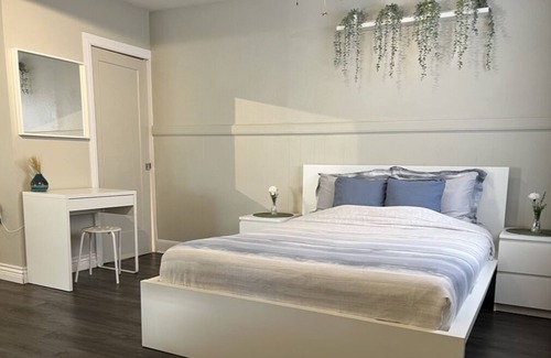 Hull Apartment | Apartment in Downtown Hull **Parking Included