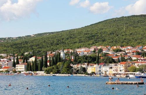 Dramalj Apartment | Apartment in Dramalj with sea view, balcony, air conditioning, WiFi 4623-6