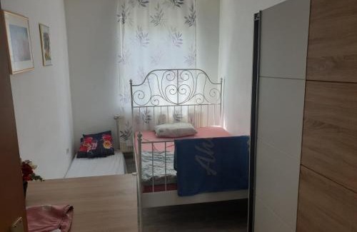 Gelsenkirchen-West Apartment | Apartment in Gelsenkirche with free Parking wifi amazon prime Video