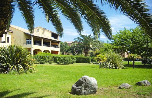 Ghisonaccia Apartment | Apartment in Ghisonaccia near Sandy Beach