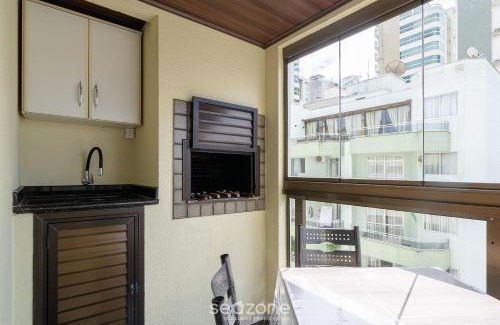 Andorinha Apartment | Apartment in great location in Meia Praia EIO6031
