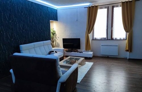 Dole Apartment | Apartment in historic city center