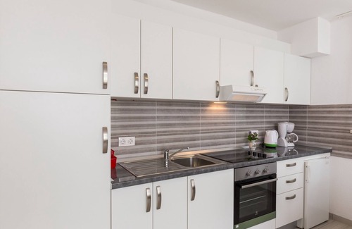 Mokosica Apartment | Apartment in Dubrovnik with swimming pool and sea view (A1)
