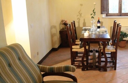 Monteroni d'Arbia Other | Apartment in farmhouse with swimming pool, a stone's throw from the village.
