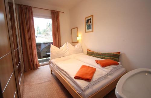Krispl Apartment | Apartment in Krispl near Ski Slopes, cleaning included