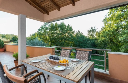 Kapelica Apartment | Apartment in Labin with Two-Bedrooms 1