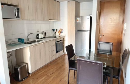 Apoquindo Apartment | Apartment in Las Condes, one block from the Hernando Magallanes subway station.