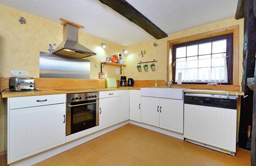 Bad Pyrmont Apartment | Apartment in Löwensen with terrace