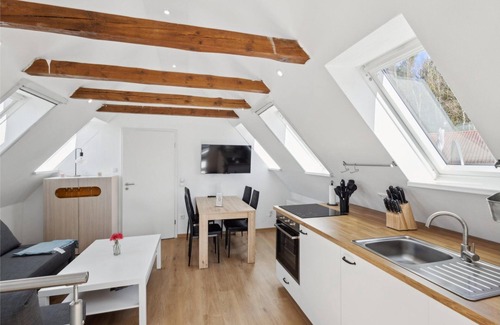 Schneverdingen Apartment | Apartment in Luneburg Near Ski Hall