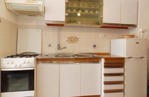 Bogovici Apartment | Apartment in Malinska with Terrace, WIFI, Washing machine (4690-4)