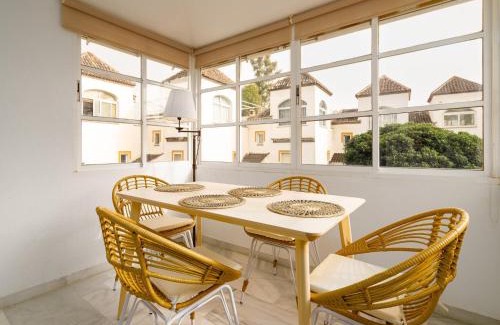 Urbanizacion Costabella Apartment | Apartment in Marbella near Costabella Beach