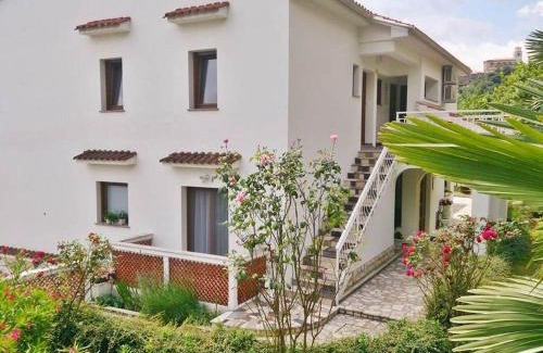 Mosenice Apartment | Apartment in Mošcenicka Draga with sea view, terrace, air conditioning, Wi-Fi (4364-6)