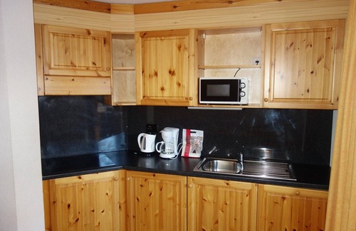 Saint-Pierre-de-Clages Apartment | Apartment in Nendaz near Ski Slopes