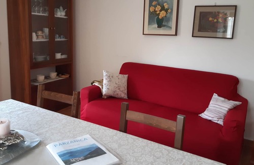 Parzanica Apartment | Apartment in Neoclassical Villa