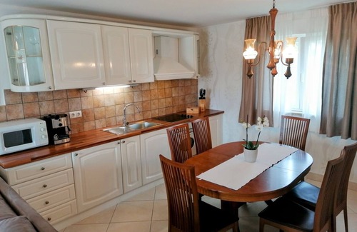 Volosko Apartment | Apartment in Opatija with Seaview, Balcony, Air condition, WIFI (4812-2)